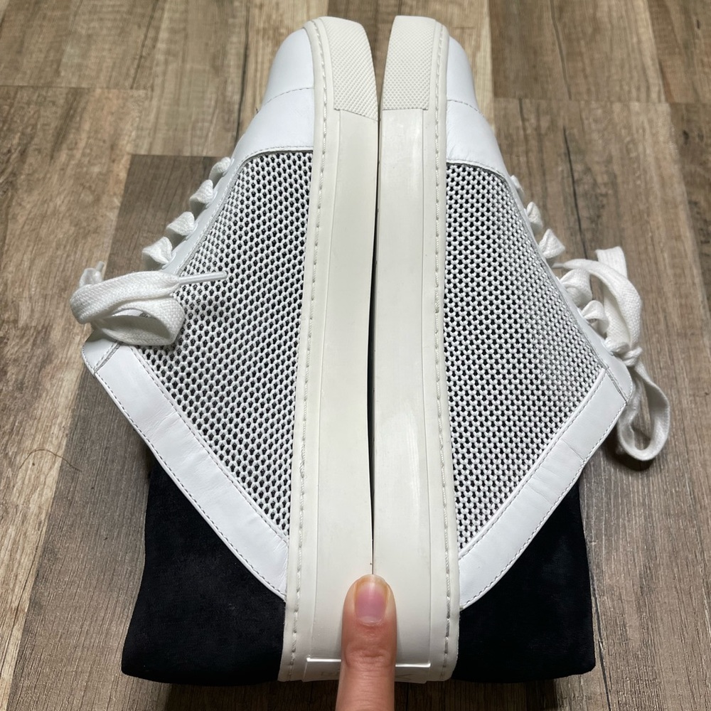 Vince White Canvas Everyday Knit Sneaker Size 8 W
